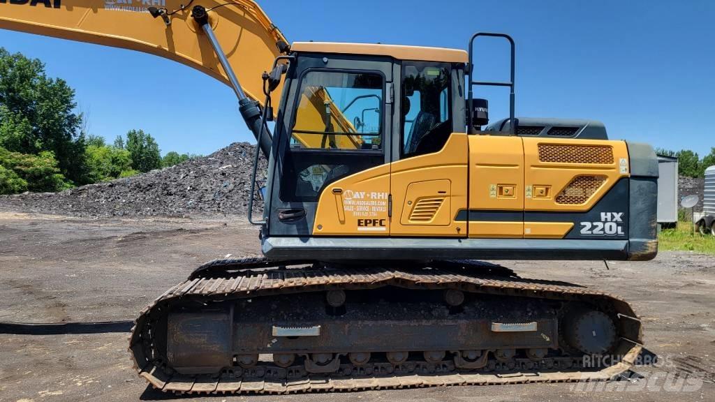 Hyundai HX220 L Gravemaskiner på larvebånd