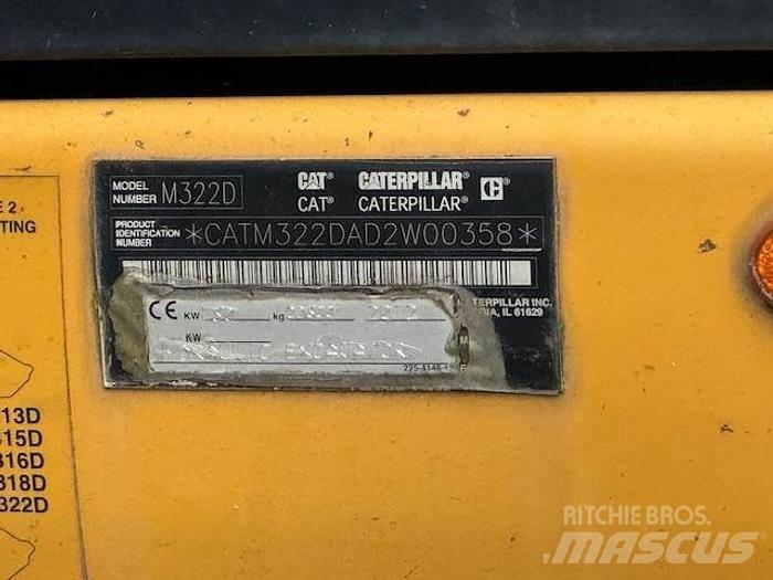 CAT M 322 D Gravemaskiner på hjul