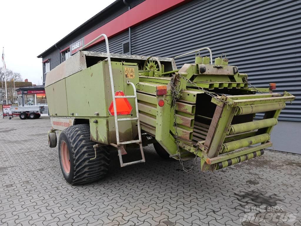 CLAAS Quadrant 1200 Pressere til firkantede baller