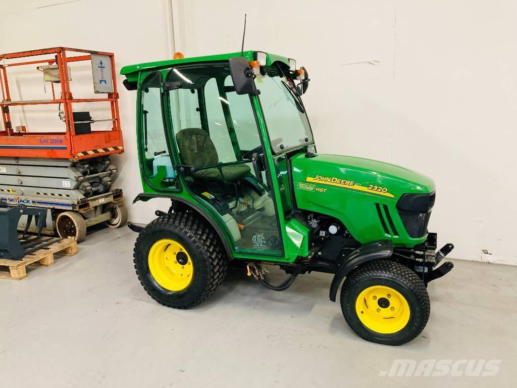 John Deere 2320 Kompakte traktorer