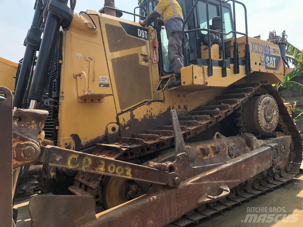 CAT D9T Bulldozer på larvebånd