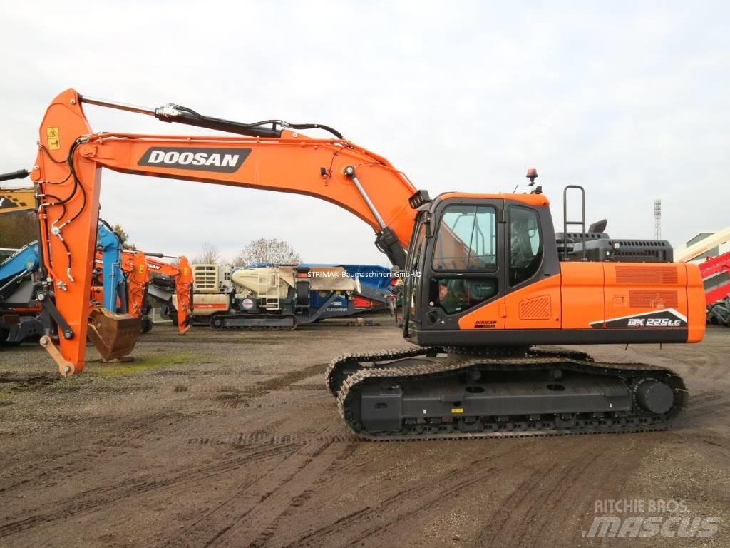 Doosan DX 225 LC-7 Gravemaskiner på larvebånd
