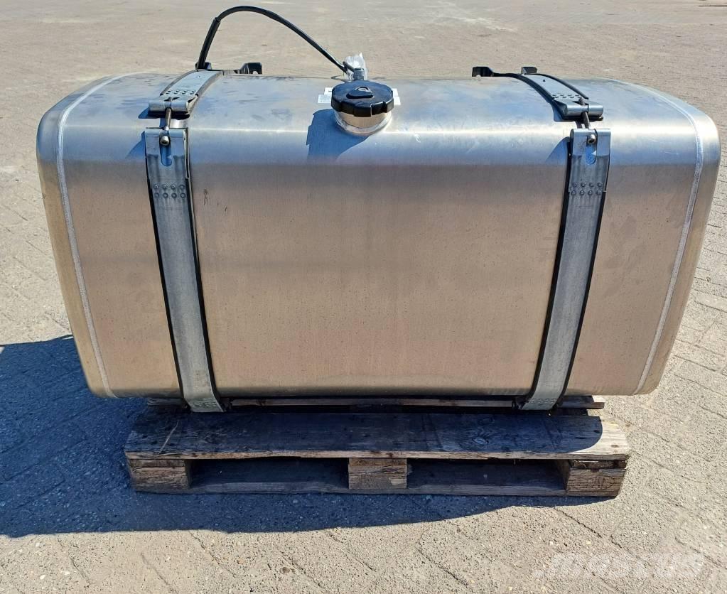 MAN Tank 580 liter Brændstof- og tilsætningstank.