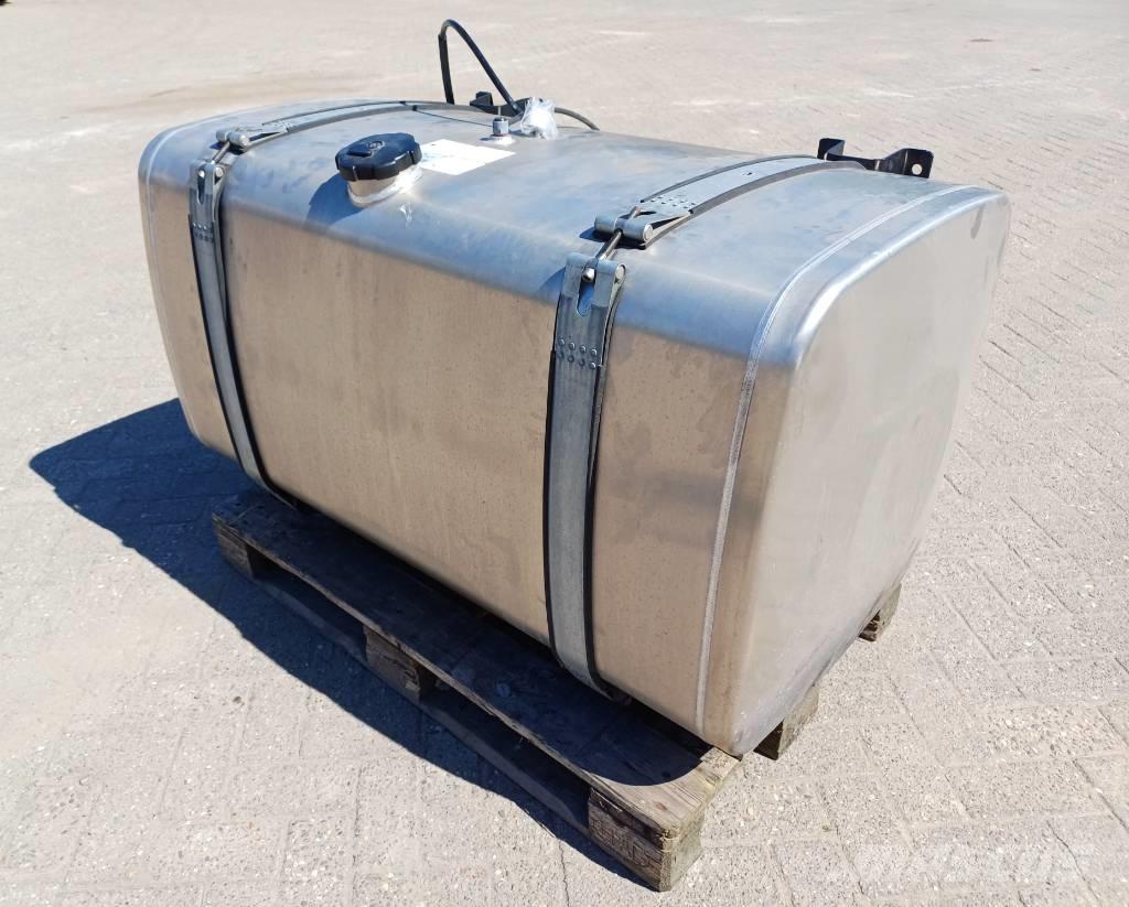 MAN Tank 580 liter Brændstof- og tilsætningstank.