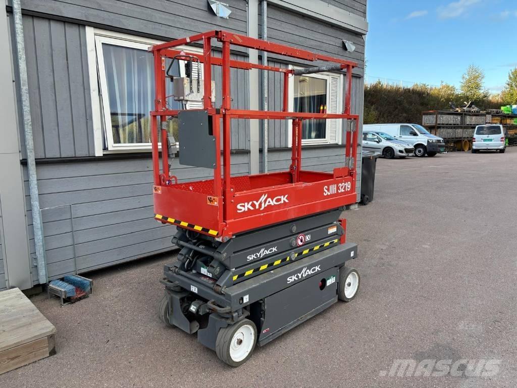 SkyJack SJ III 3219 Saxlifte