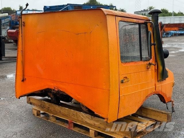 Unimog 424 USED CAB Kabiner og interiør