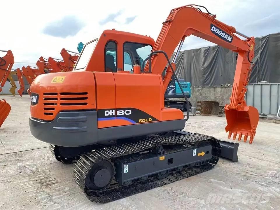 Doosan DH80 Midi-gravemaskiner 7t - 12t