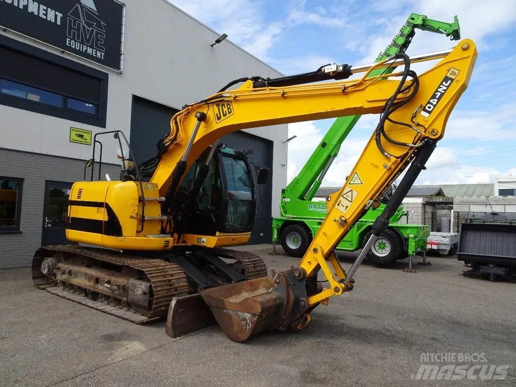 JCB JZ140 Gravemaskiner på larvebånd