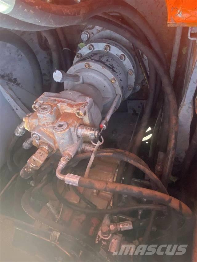 Hitachi EX120 Gravemaskiner på larvebånd