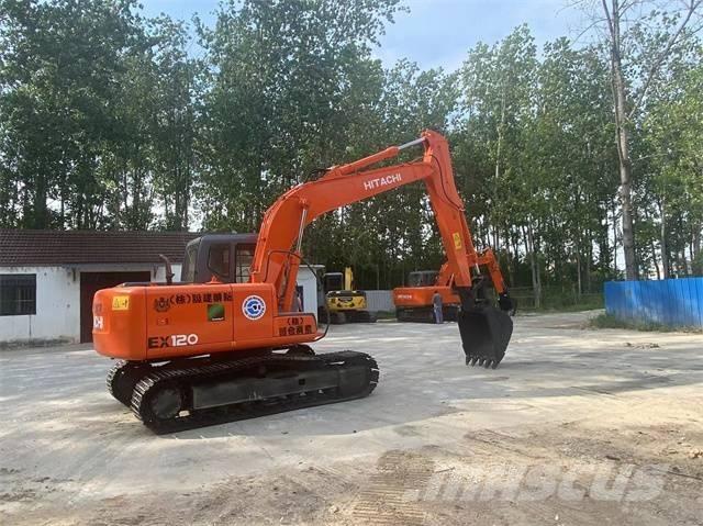 Hitachi EX120 Gravemaskiner på larvebånd