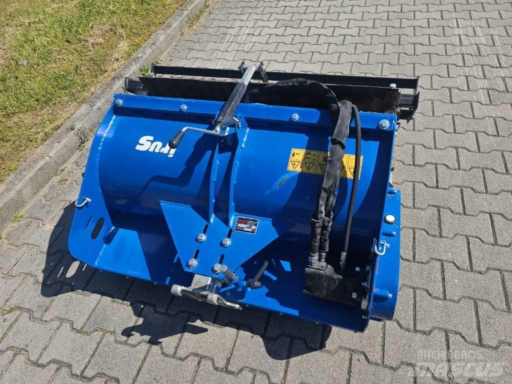 Irus Deltrak Robotplæneklippere
