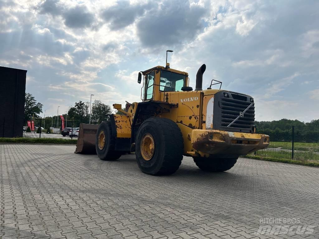 Volvo L 220 E Læssemaskiner på hjul