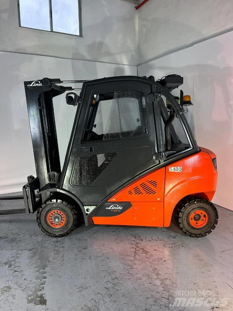 Linde H 25 D Diesel gaffeltrucks