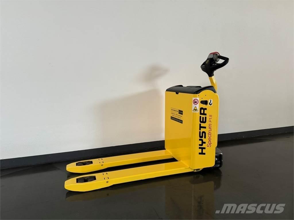 Hyster P1.8AC Gaffelstabler med gående fører