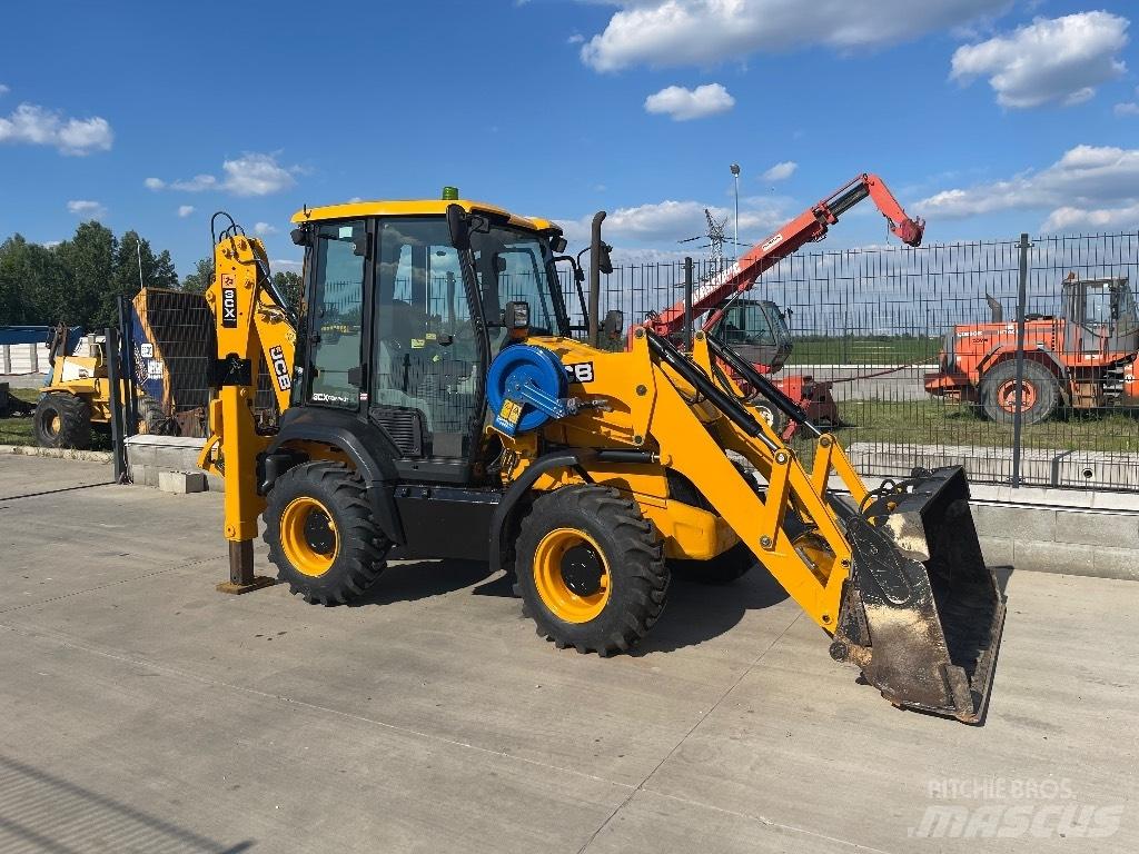 JCB 3 CX / compact Rendegravere