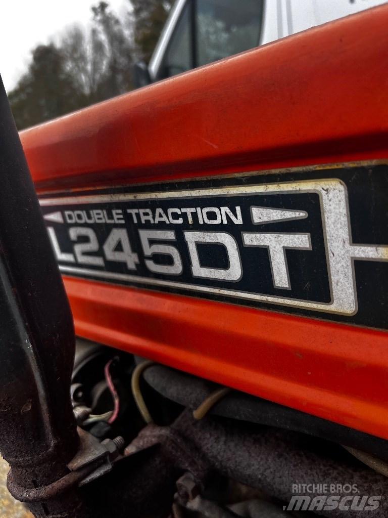 Kubota L 245 Kompakte traktorer
