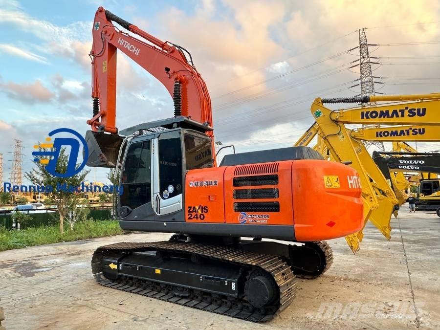 Hitachi ZX 240 Gravemaskiner på larvebånd