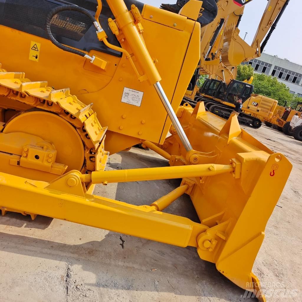 Shantui SD 16 Bulldozer på larvebånd