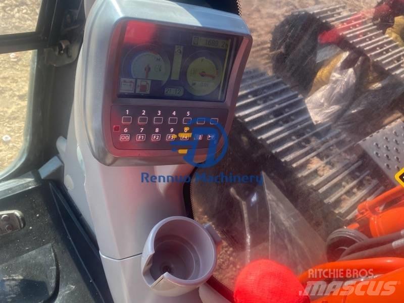 Hitachi ZX 240 Gravemaskiner på larvebånd