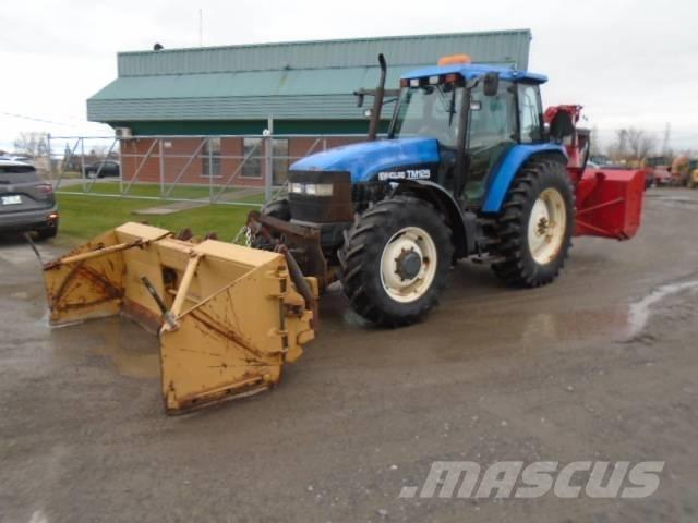New Holland TM 125 Traktorer