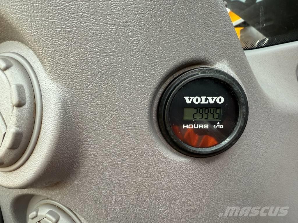 Volvo EC 250 EL Gravemaskiner på larvebånd