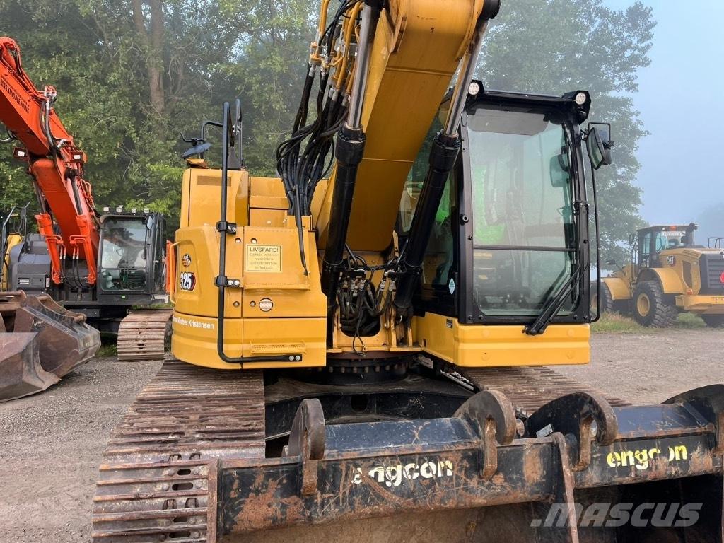 CAT 325 Gravemaskiner på larvebånd