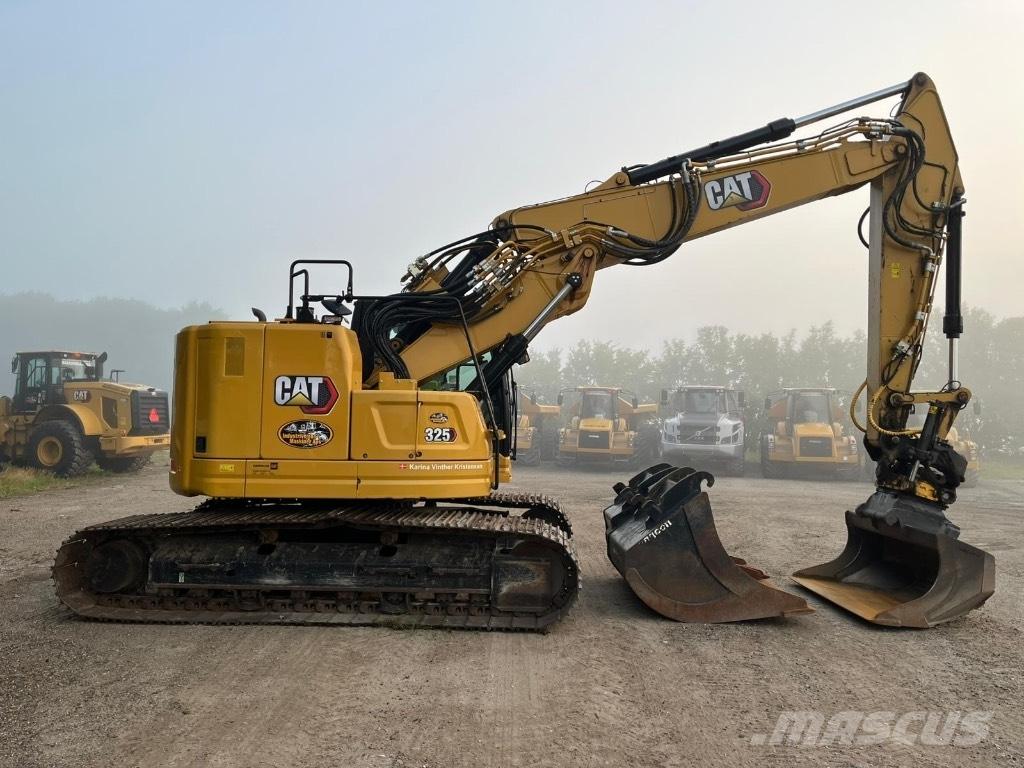 CAT 325 Gravemaskiner på larvebånd