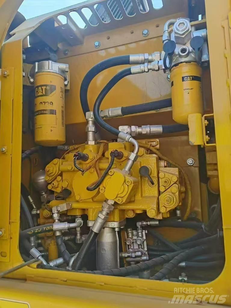 CAT 312 D Gravemaskiner på larvebånd