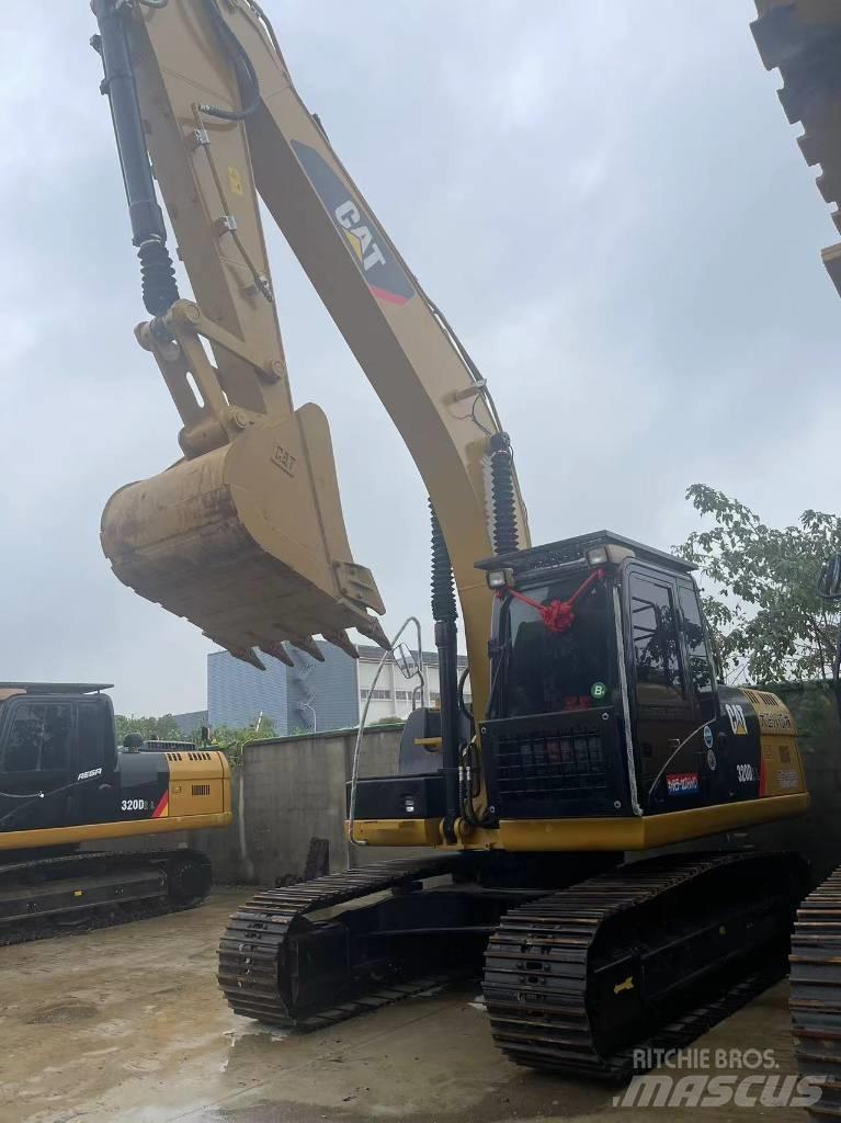 CAT 320 D Gravemaskiner på larvebånd