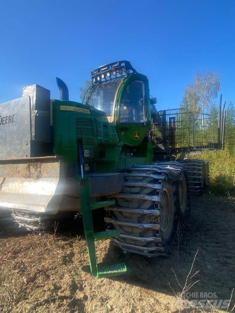 John Deere 1910G Udkørselsmaskiner