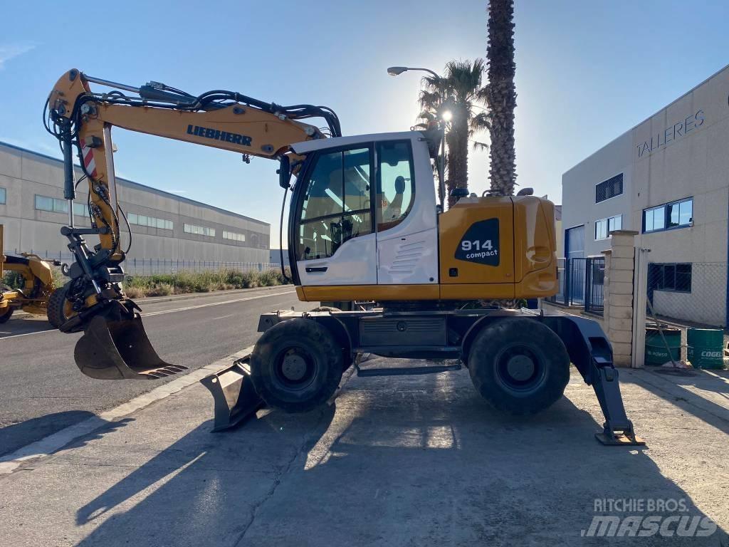 Liebherr A 914 Gravemaskiner på hjul