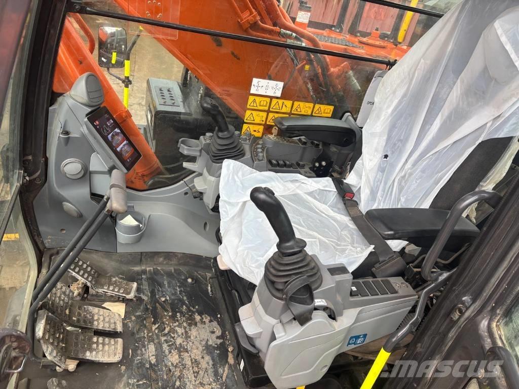 Hitachi ZX 300 LC-7 Gravemaskiner på larvebånd