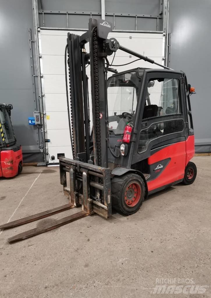 Linde E50HL-01 El gaffeltrucks