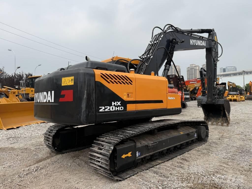 Hyundai HX 220 Gravemaskiner på larvebånd