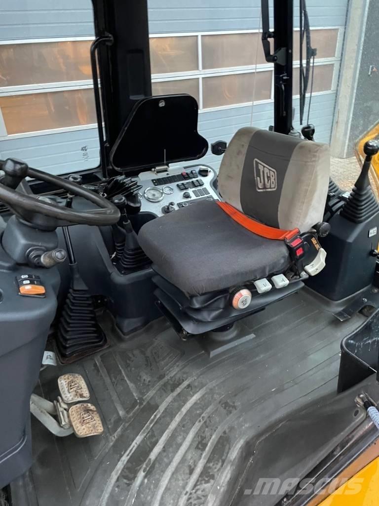 JCB 2CX Rendegravere
