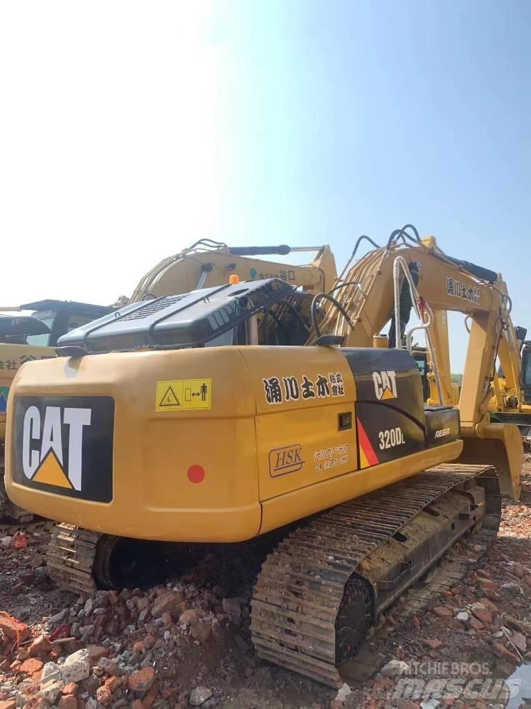 CAT 320 D L Gravemaskiner på larvebånd