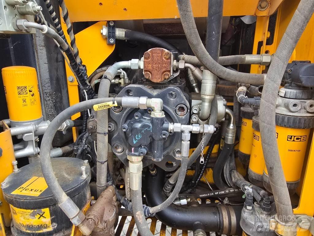 JCB JS 220 N LC Gravemaskiner på larvebånd