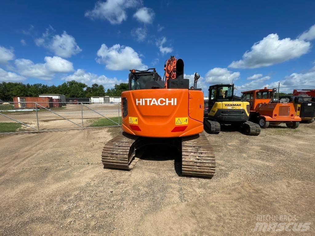 Hitachi ZX 135 US-6 Gravemaskiner på larvebånd