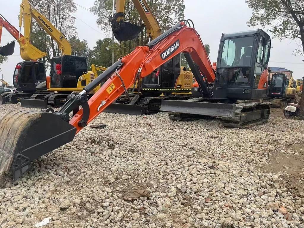Doosan DX60 Minigravemaskiner