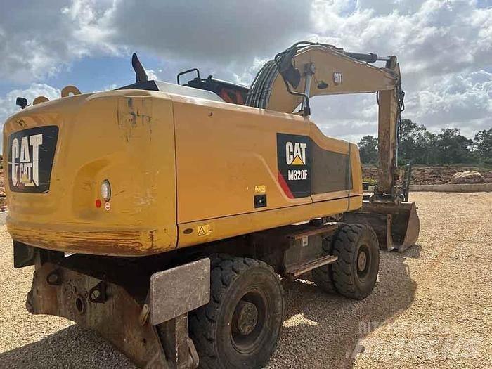CAT M320F Special gravemaskiner