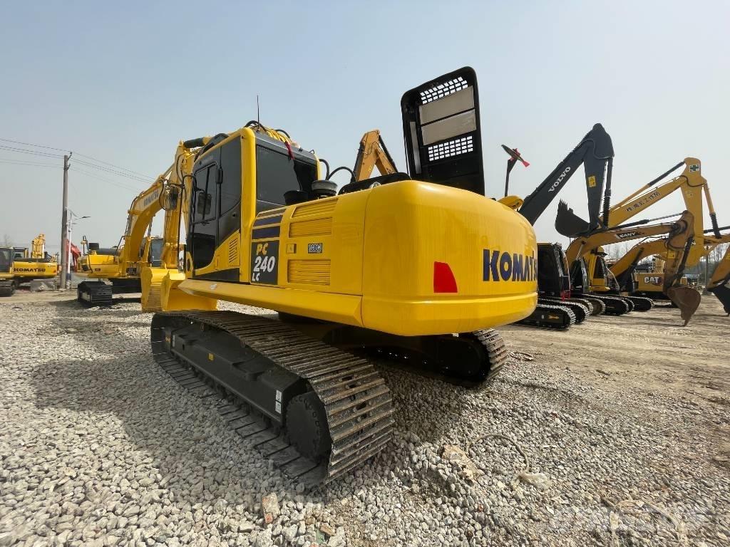 Komatsu PC 240 Gravemaskiner på larvebånd