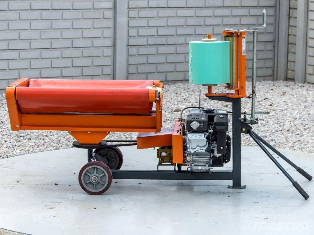  Komondor 36051 Rundballe-pressere