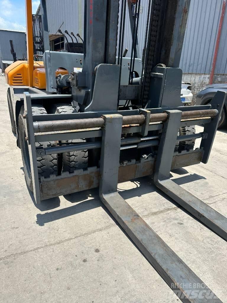 TCM 100 Reachtruck