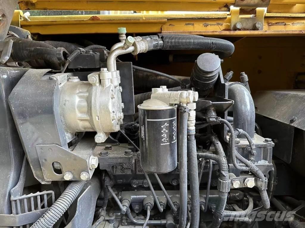 Komatsu PC70-8 Midi-gravemaskiner 7t - 12t