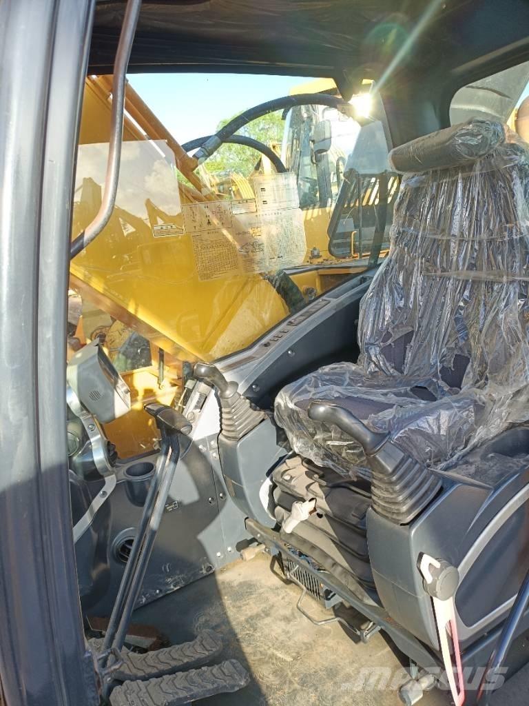 Hyundai R220LC-9S Gravemaskiner på larvebånd