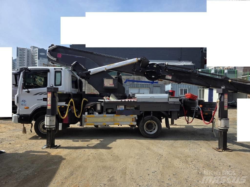 Hyundai HS3870 Lastbilmonterede lifte
