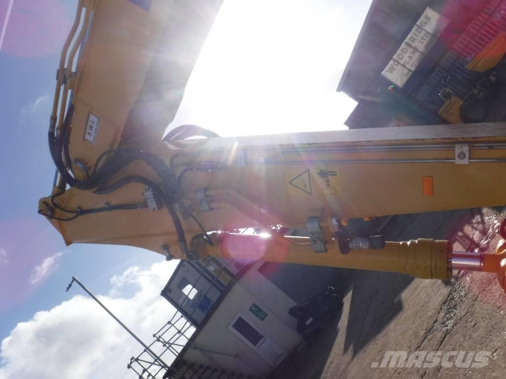 Komatsu PW 160-11 Gravemaskiner på hjul