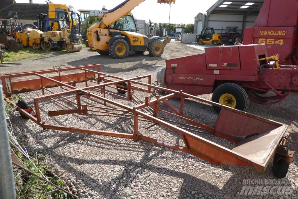Brown bale sledge Hømaskiner