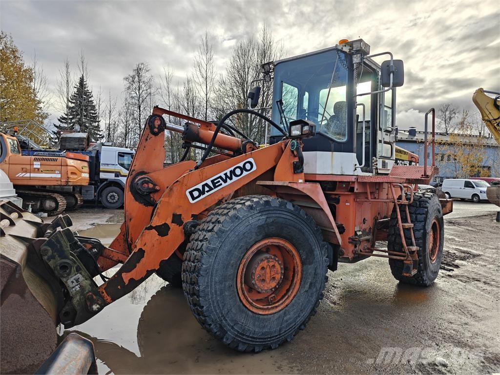 Daewoo Mega 250 Læssemaskiner på hjul