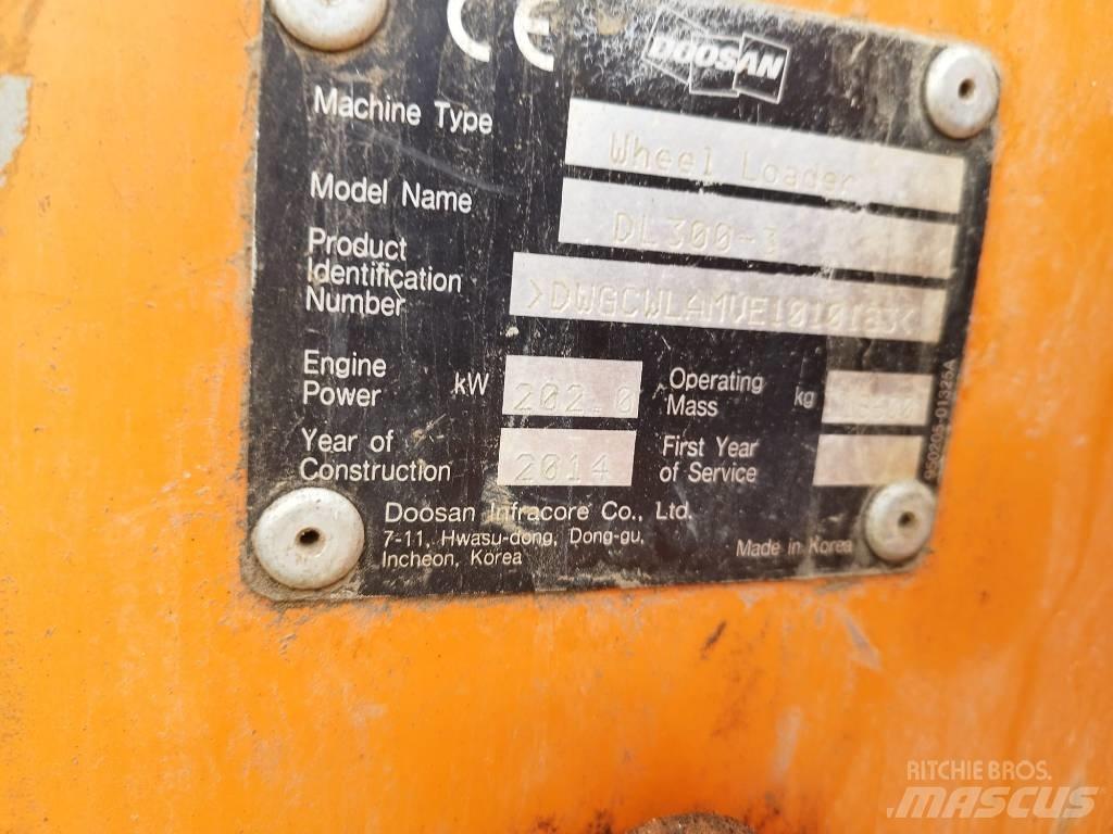 Doosan DL 300-3 Læssemaskiner på hjul